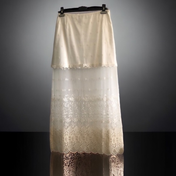 Escada Vintage 90s Escada Maxi Lace Overlay Mini Skirt - Picture 3 of 14